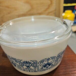 Pyrex Casserole Dish